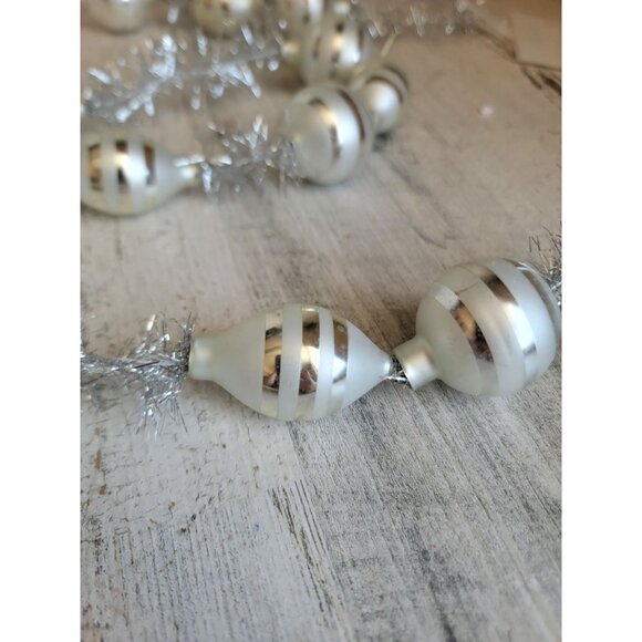 Vintage ball blown glass Garland silver stripe Xmas home decor - Picture 6 of 12